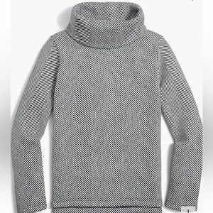 Long Sleeve Funnelneck Pullover